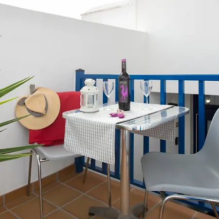 Apartment Famara. Marea Famara