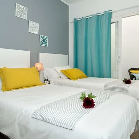 Apartment Famara. Marea Famara
